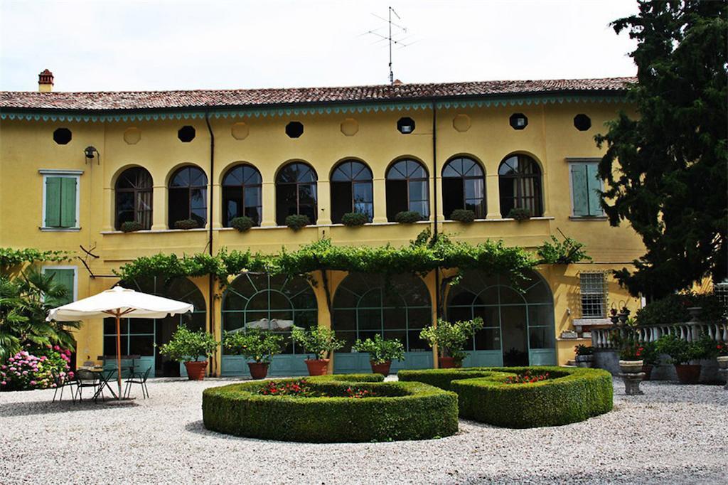 Villa Avesani Pastrengo Eksteriør billede